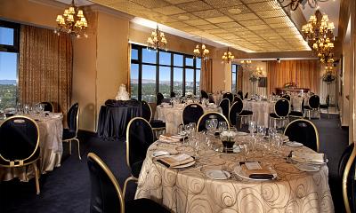 17th Floor Suites