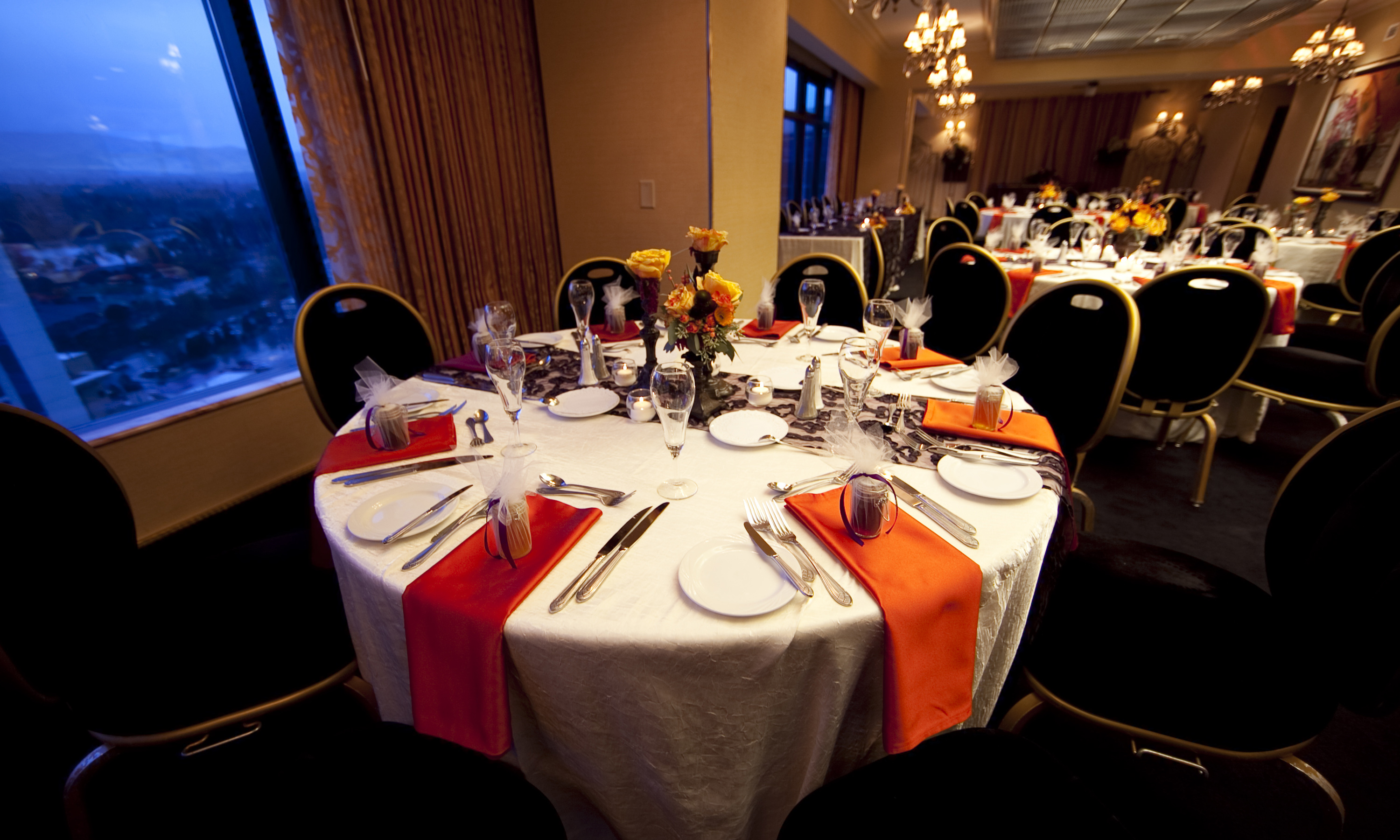 17th Floor Suites Wedding Venues at Peppermill Resort Spa Casino