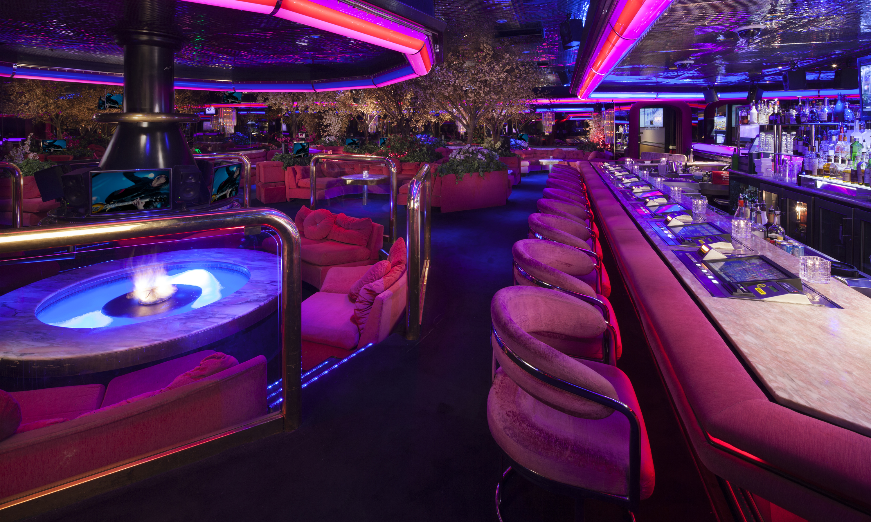 Fireside Lounge | Peppermill Reno Lounges