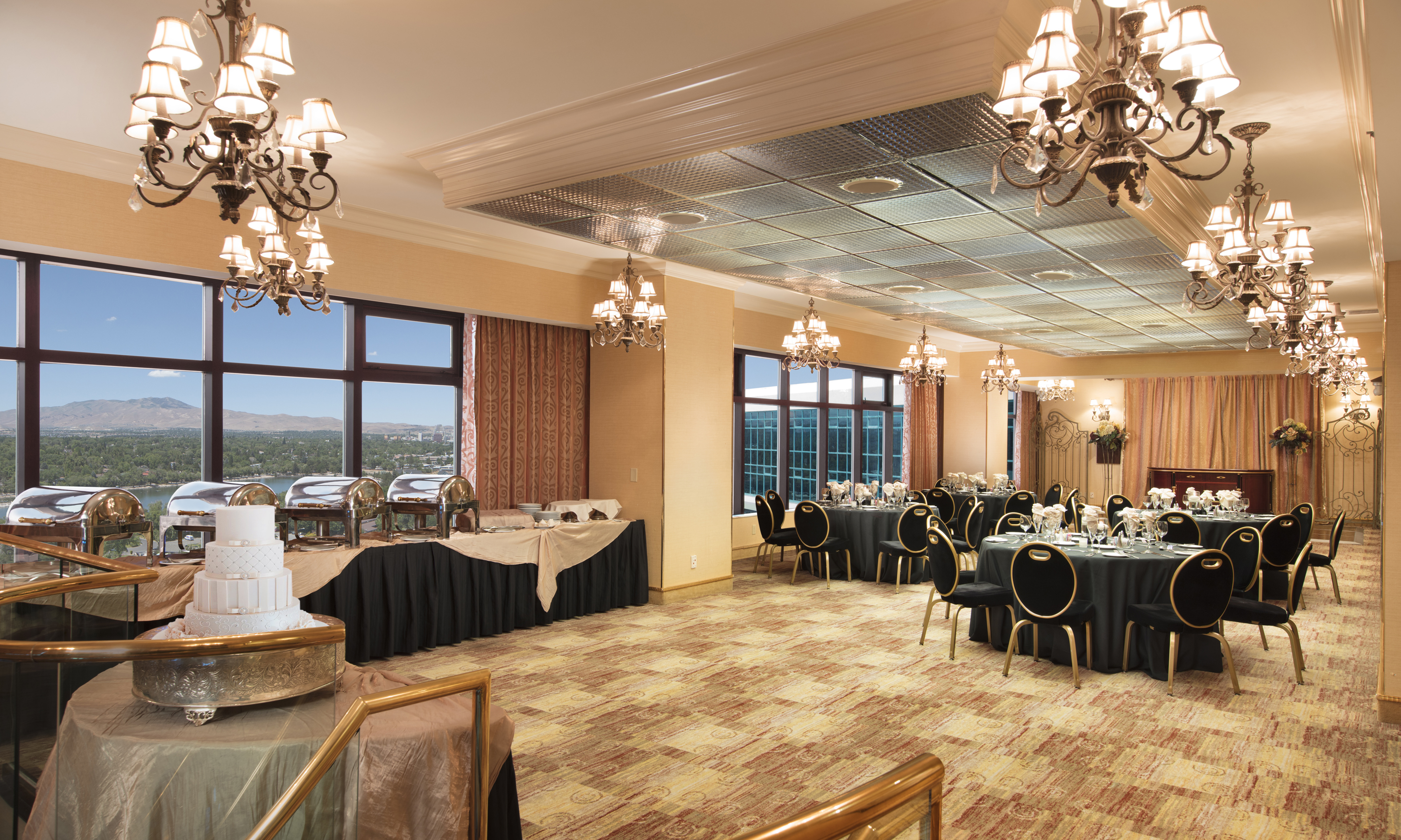 17th Floor Suites Wedding Venues at Peppermill Resort Spa Casino