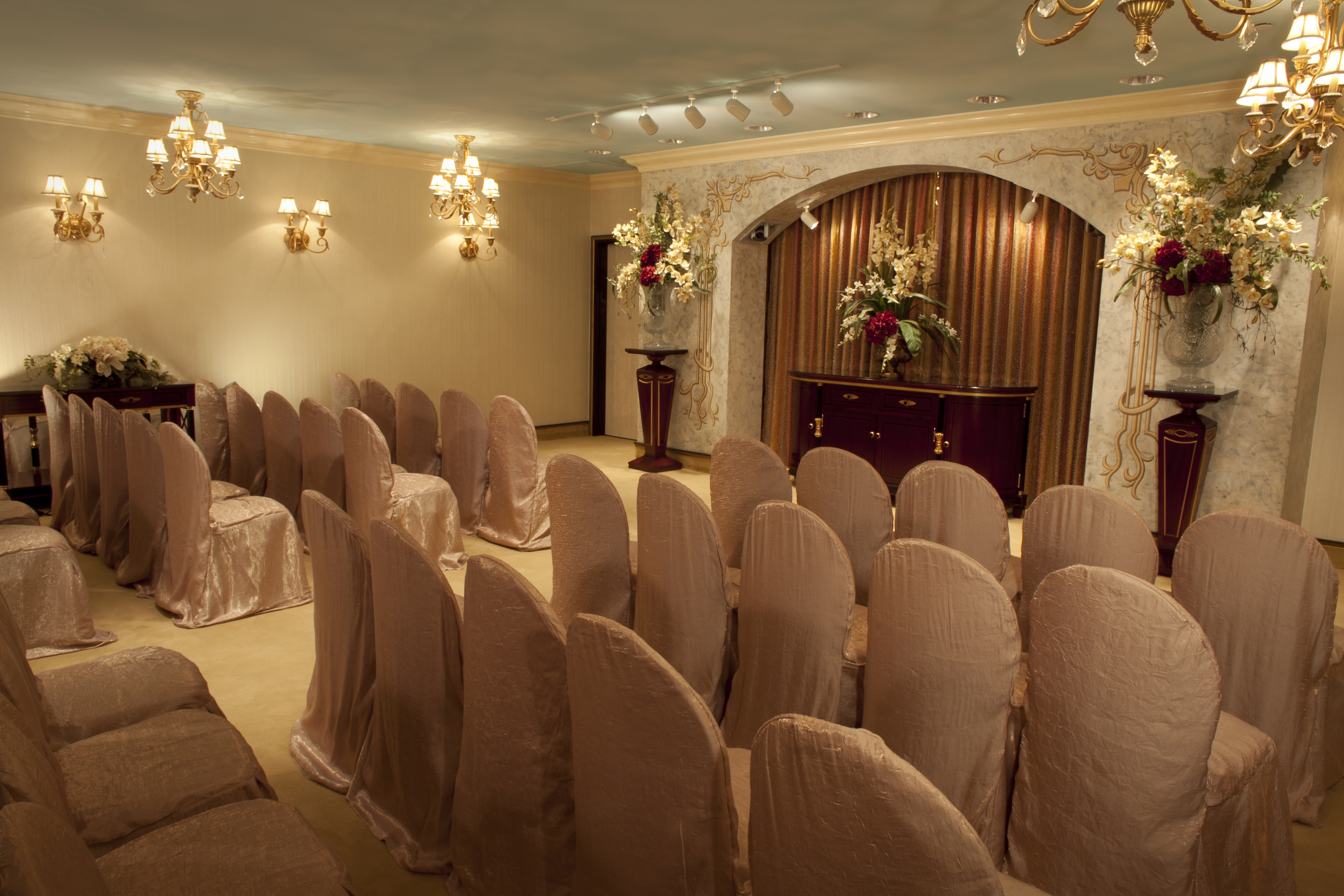 Florence Chapel Wedding  Venues  at Peppermill Resort Spa 