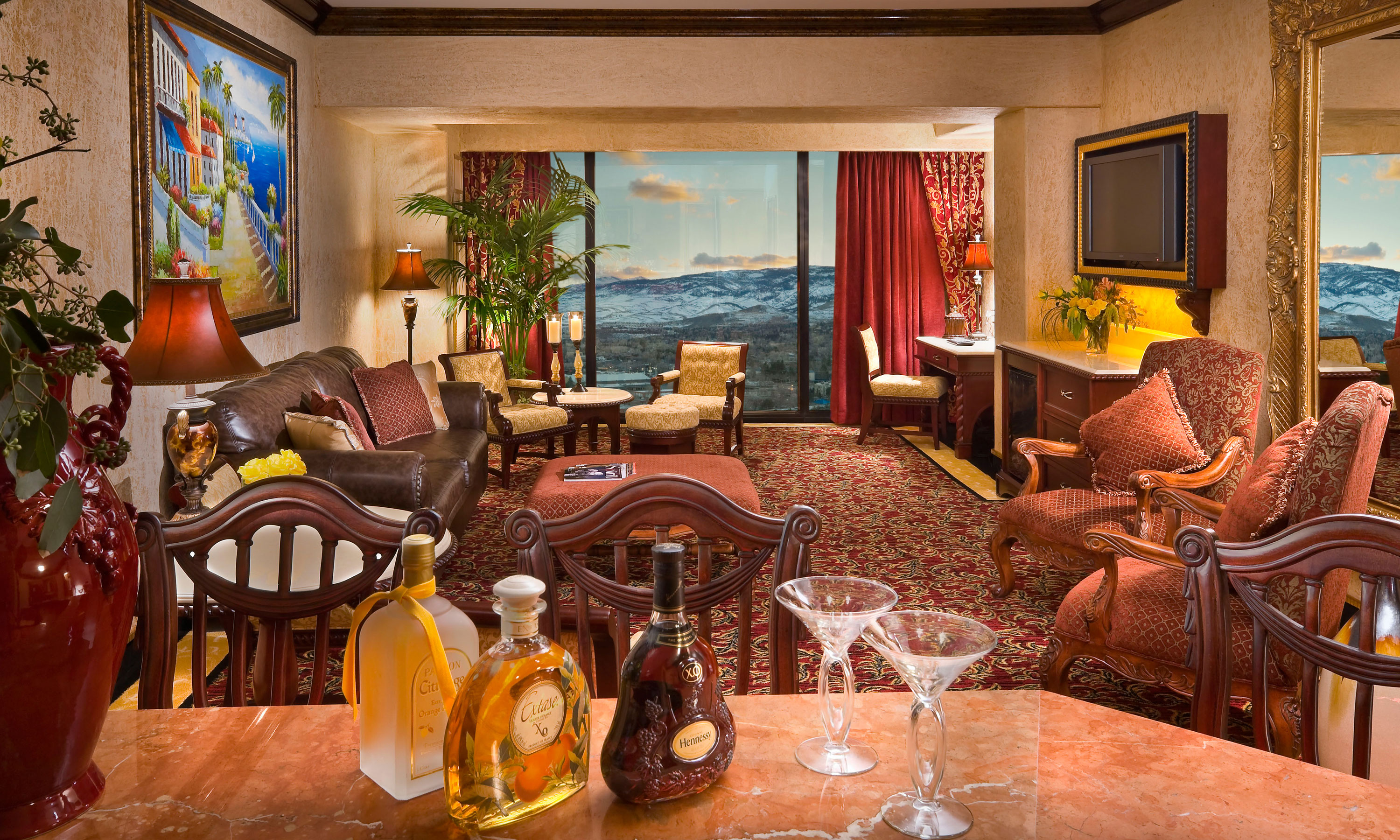 Tuscany Villa Suite | Peppermill Resort Hotel, Reno
